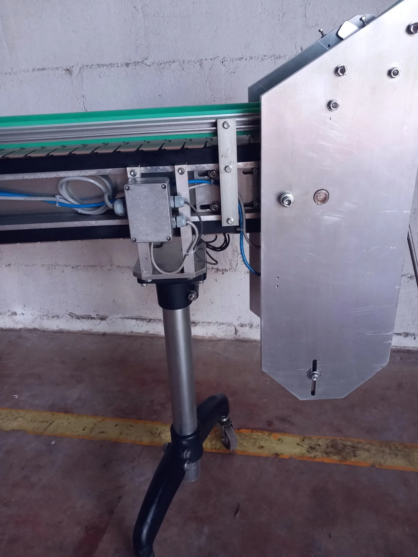 NASTRO TRASPORTATORE CON CURVA - 7