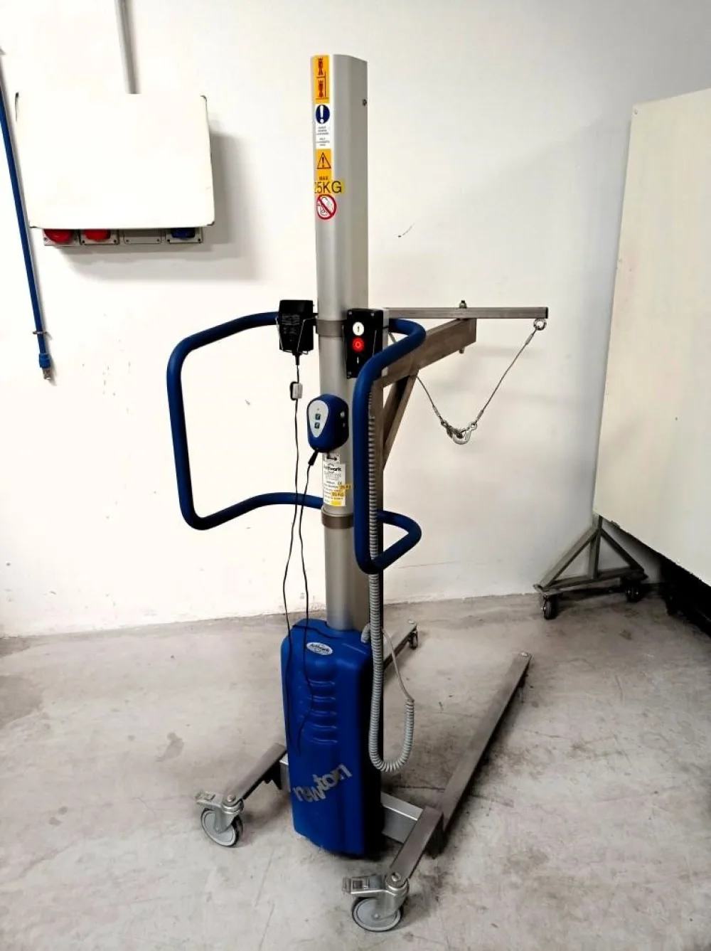 ELEVATORE A BATTERIA – ACTIWORK – MOD. NEWTON
