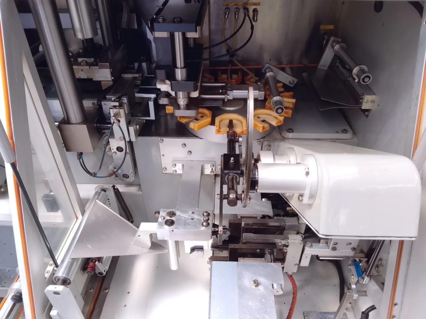 LINEA DI CONFEZIONAMENTO DI CAFFÈ IN CIALDE – IMA – MOD. CL 123 - 7