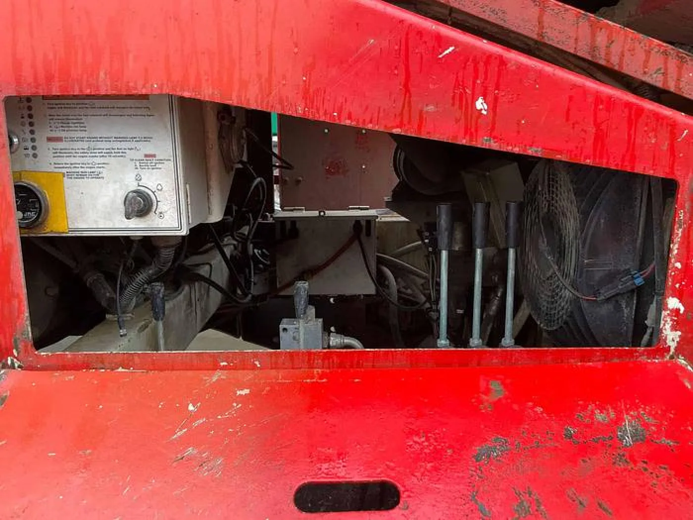 2010 Terex Finlay 595 Hydratrak Heavy Duty Mobile Scalping Screen - 3