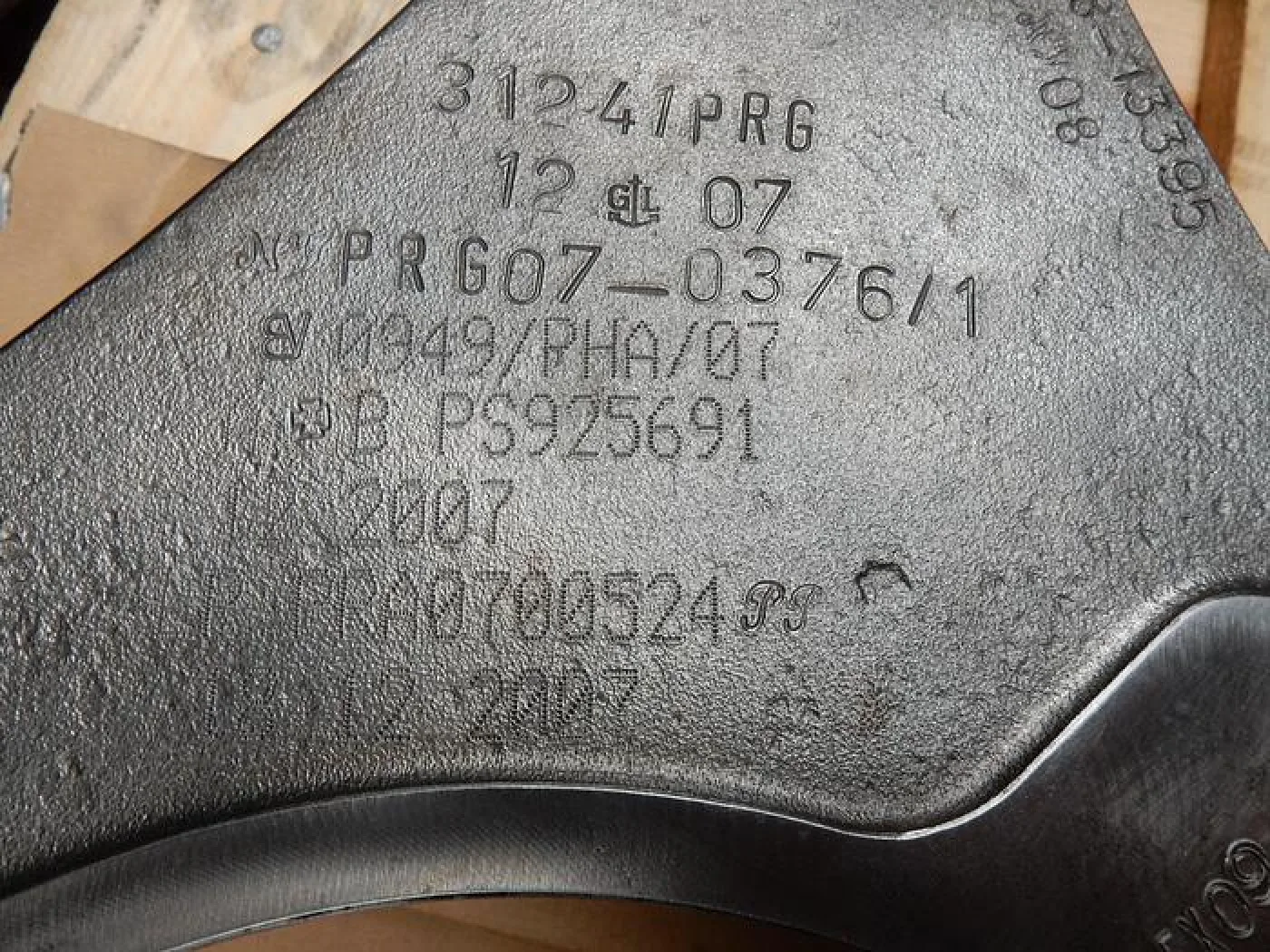 2008 CONNECTING ROD MAK 12M453 - 4