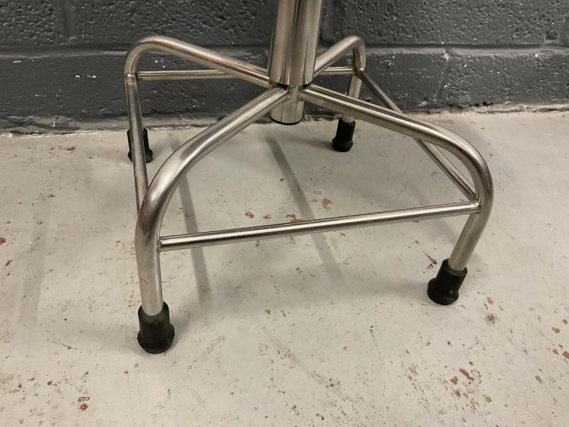 Anetic Aid Surgeons Stool