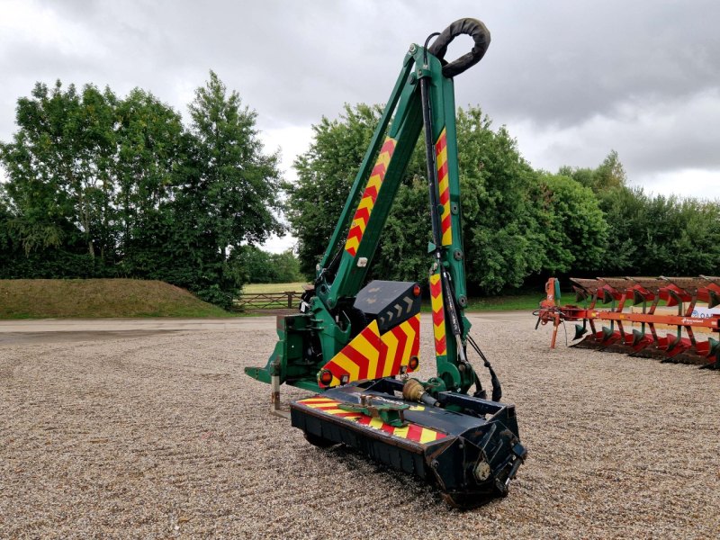 2015 Spearhead Twiga Pro 800T Hedgecutter