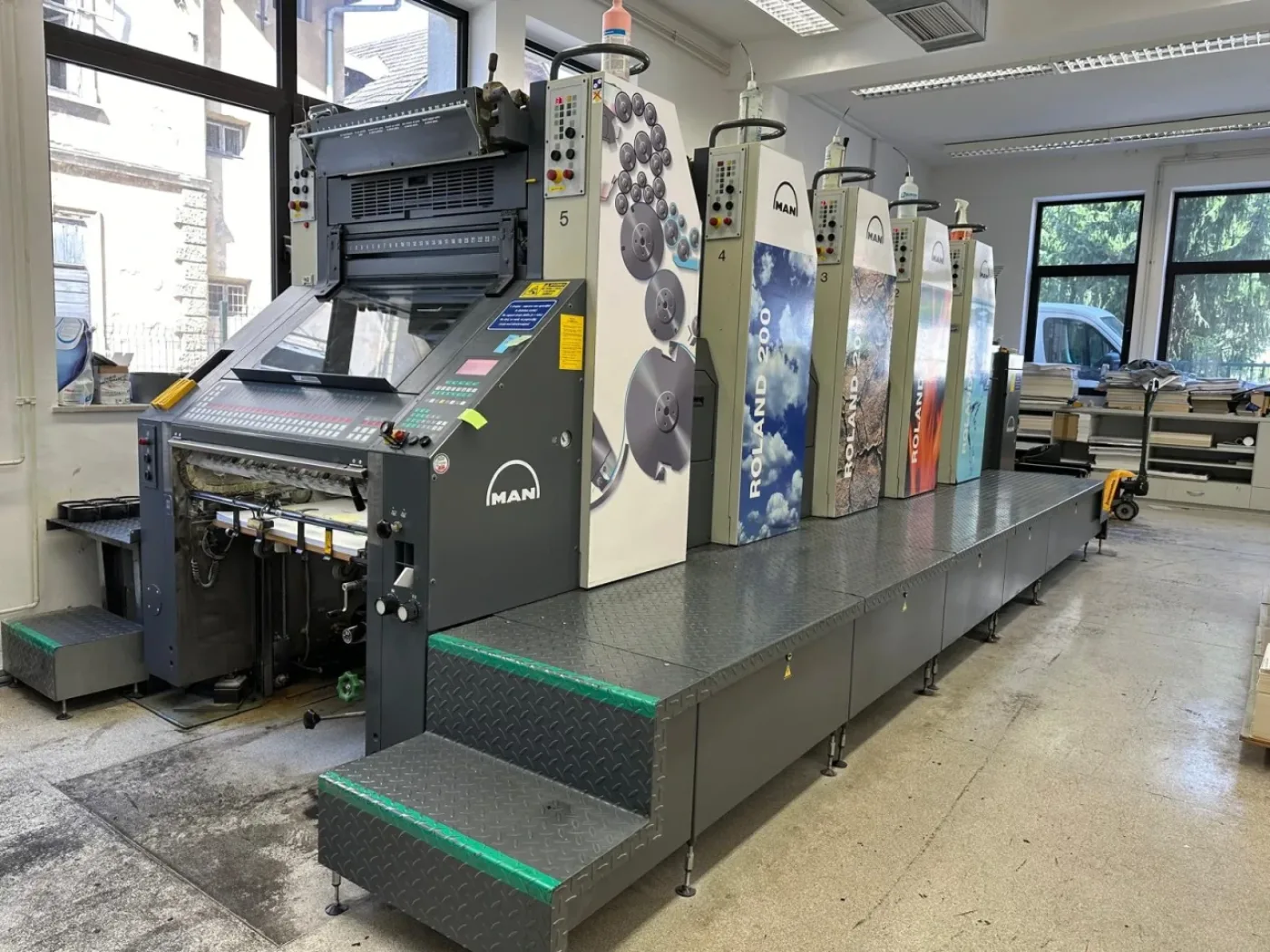 Roland 205 E 0B offset printing press - 4