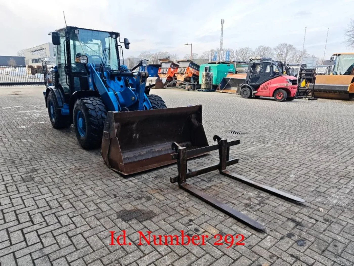 Caterpillar 906 M Bucket + Forks! - 5