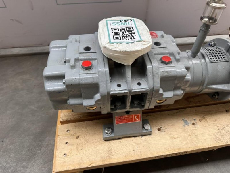 SIEMENS industrial oil-lubricated vacuum pump