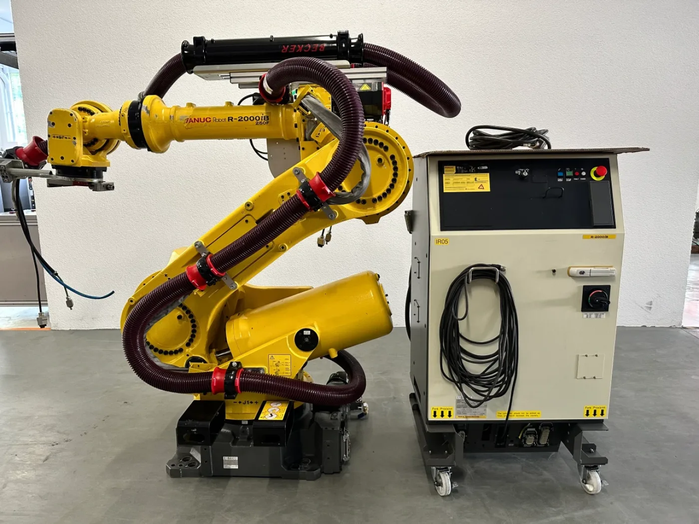 Fanuc R-2000iB/250F mit R-30iB Steuerung - 1
