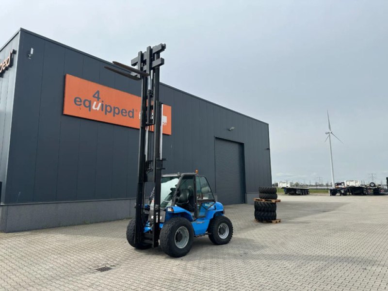 Manitou M 50-4T 4×4 rough terrain forklift / only 2.092hrs / triplex-mast / side-shift