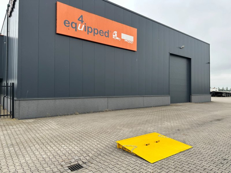 ramp 2m wide / 7.500kg