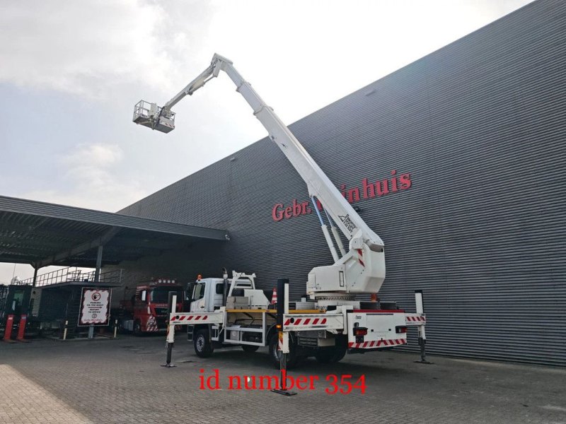 Mercedes-Benz Axor 1833 4x2 Bronto Skylift S32XDT
