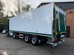 Heiwo CF 290 + HTF Frigorifique Remorque PTO Powered refrigeration motor Dhollandia 3000KG EN Camion/Remorque 470,496KM