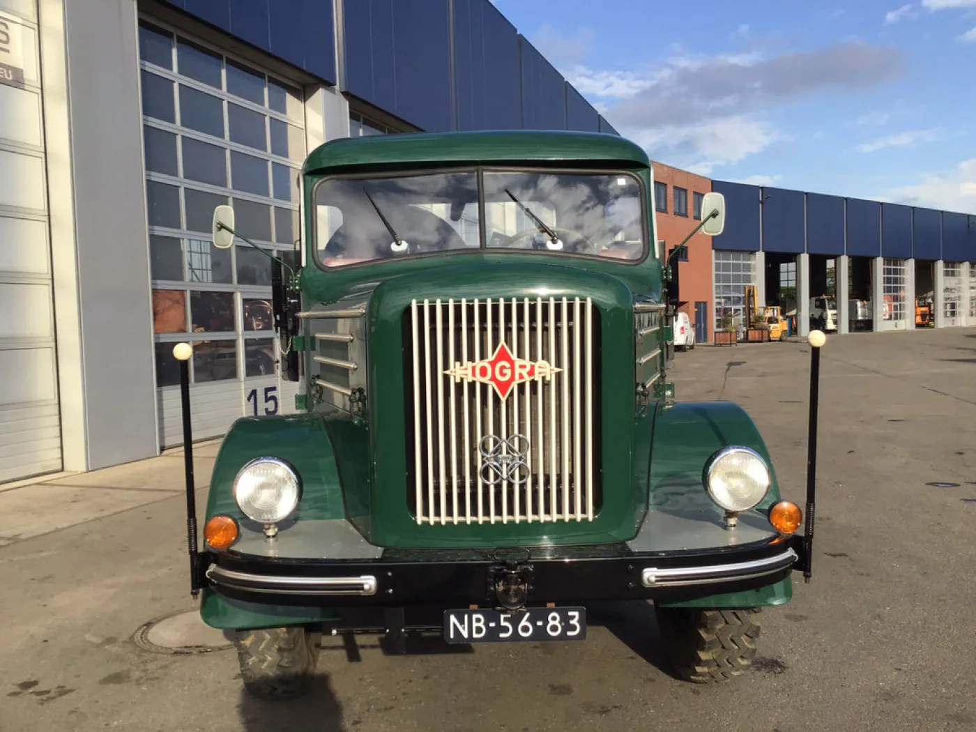 Hogra 4x4 met Netam kipper - 4