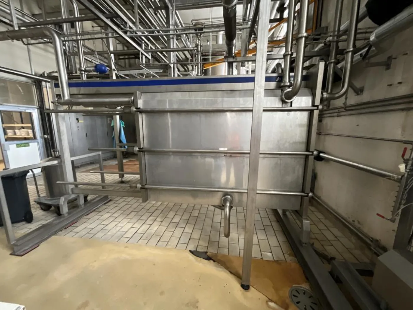 2011 Alfa Laval Alfa Laval Tetra Pak C10-KSM 993 Litre Stainless Steel Plate and Frame Heat Exchanger w Flow Meter - 4