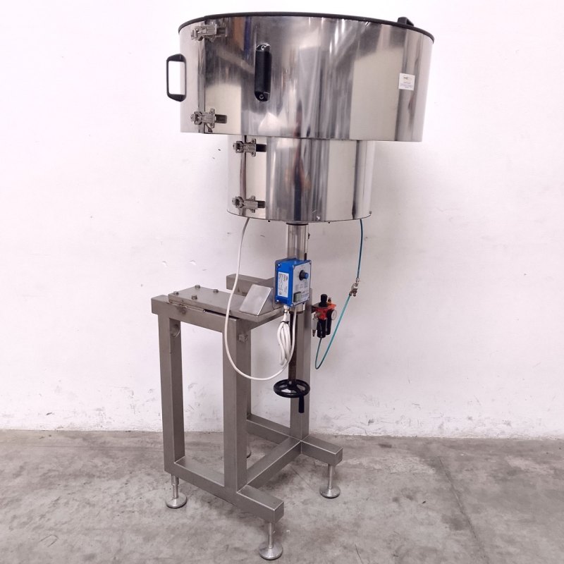 ALIMENTATORE VIBRANTE A TAZZA PER TAPPI – METECH