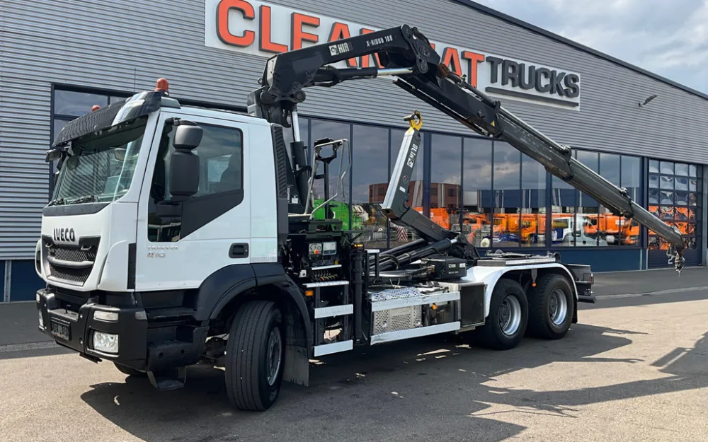 Iveco Trakker AD380T 6x4 Euro 6 Hiab 18 Tonmeter laadkraan