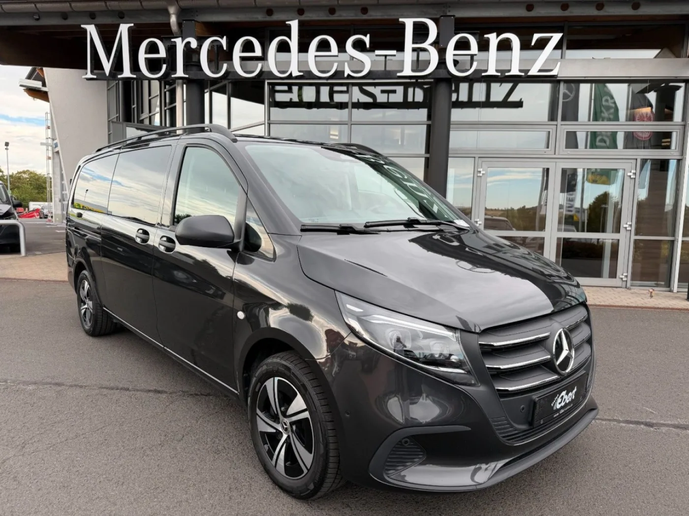 Mercedes Benz Vito 116 CDI 9G 4x4 Tourer Extral AHK2,5 Stdh - 1