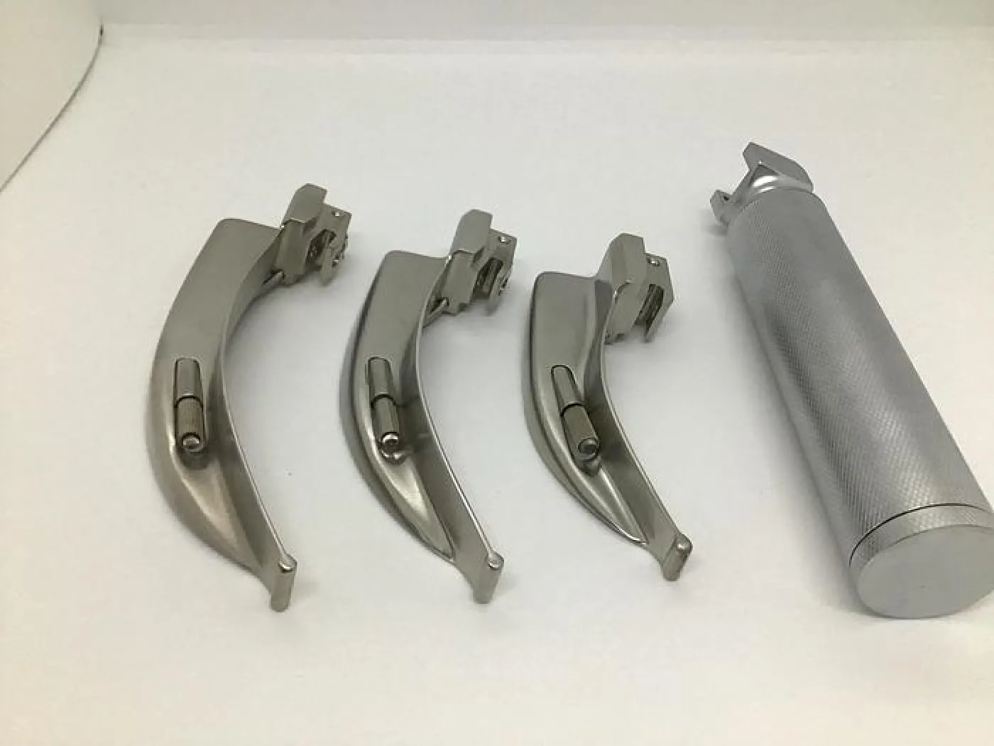 GB Medical Laryngoscope Set Macintosh - 2