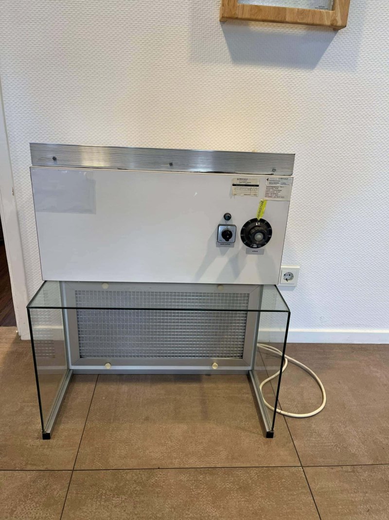 Brocacef RW-II Poederafzuigkast