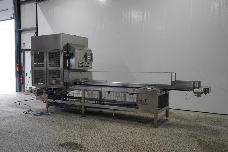 2021 PND Aardbeiensnijder type, De-clayx machine