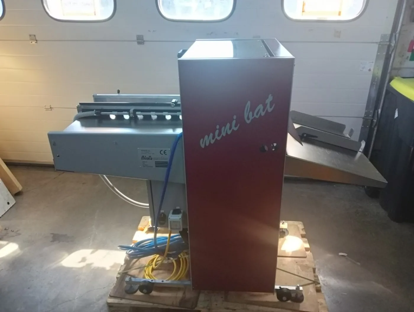 Nut/Perforiermaschine Petratto Minibat 2 - 3