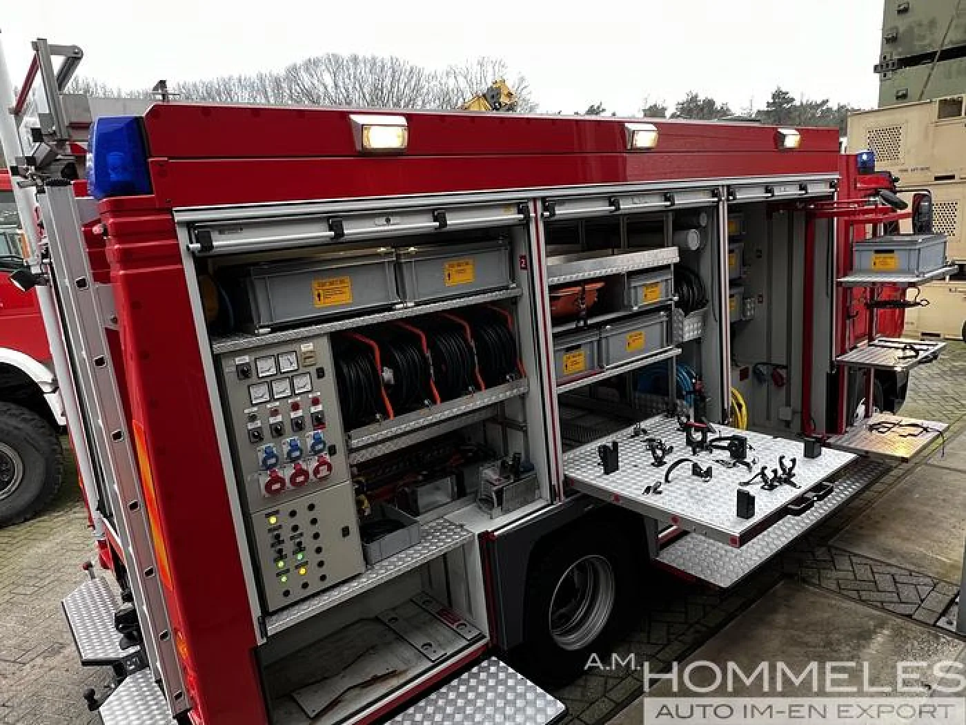 MAN LE 14.250 rescue vehicle - 4