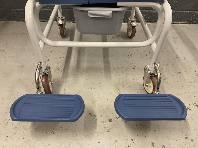 Cobi Rehab XXL Bariatric Shower Commode Chair