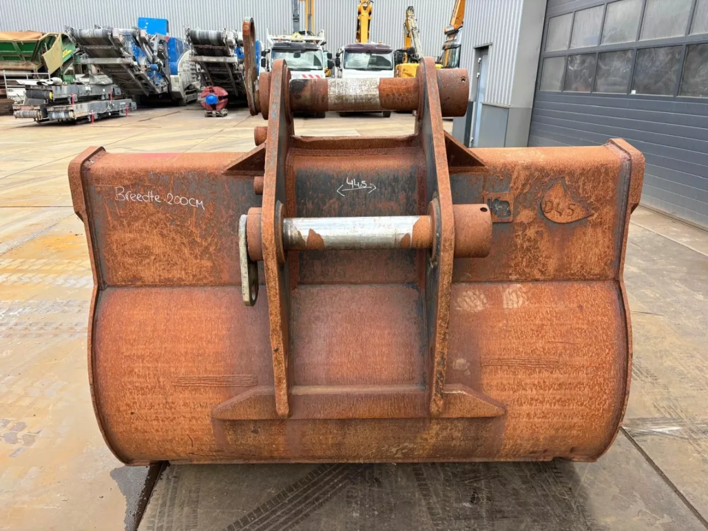 Excavator bucket Cat 365 - 4
