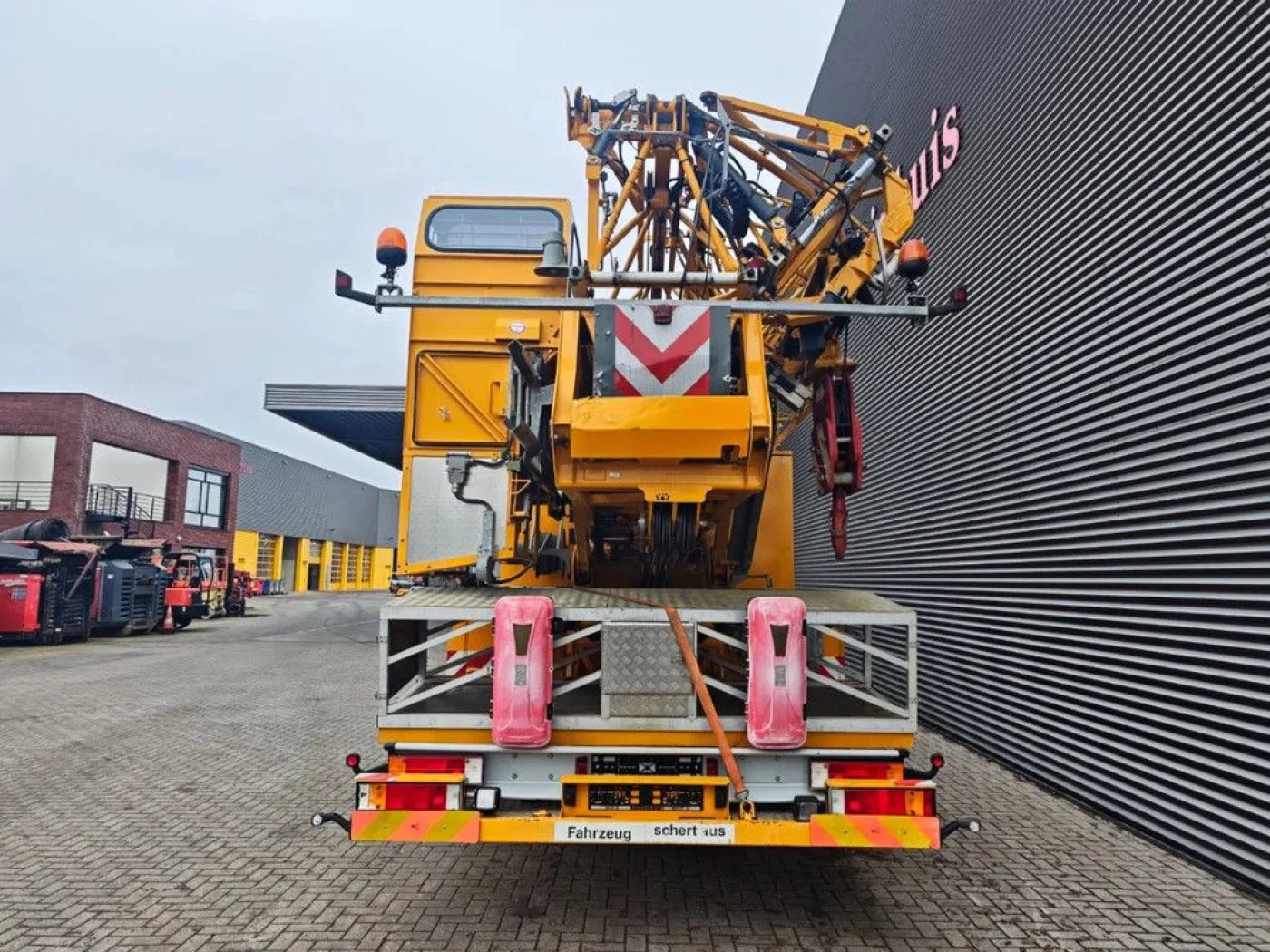 Liebherr MK63 6x6x6 - 4
