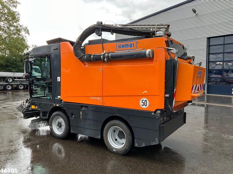 Schmidt Cleango 500 Kompakt Euro 6 with 3-rd brush