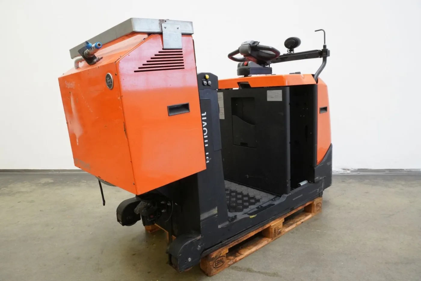 Schlepper Toyota TSE300 (2015) - 2