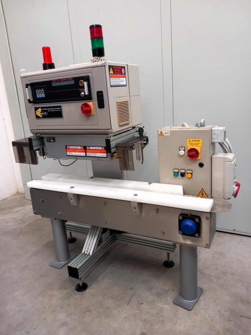 TAPPATRICE SIGILLATRICE AD INDUZIONE – MERO – MOD. MR/GST 2K-IGBT