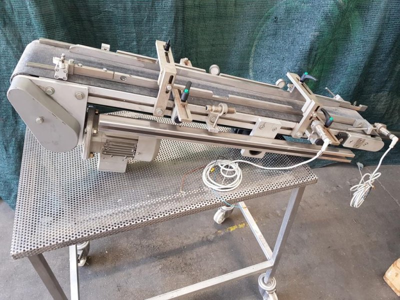 NASTRO TRASPORTATORE IN ACCIAIO INOX MOTORIZZATO – MARCHESINI