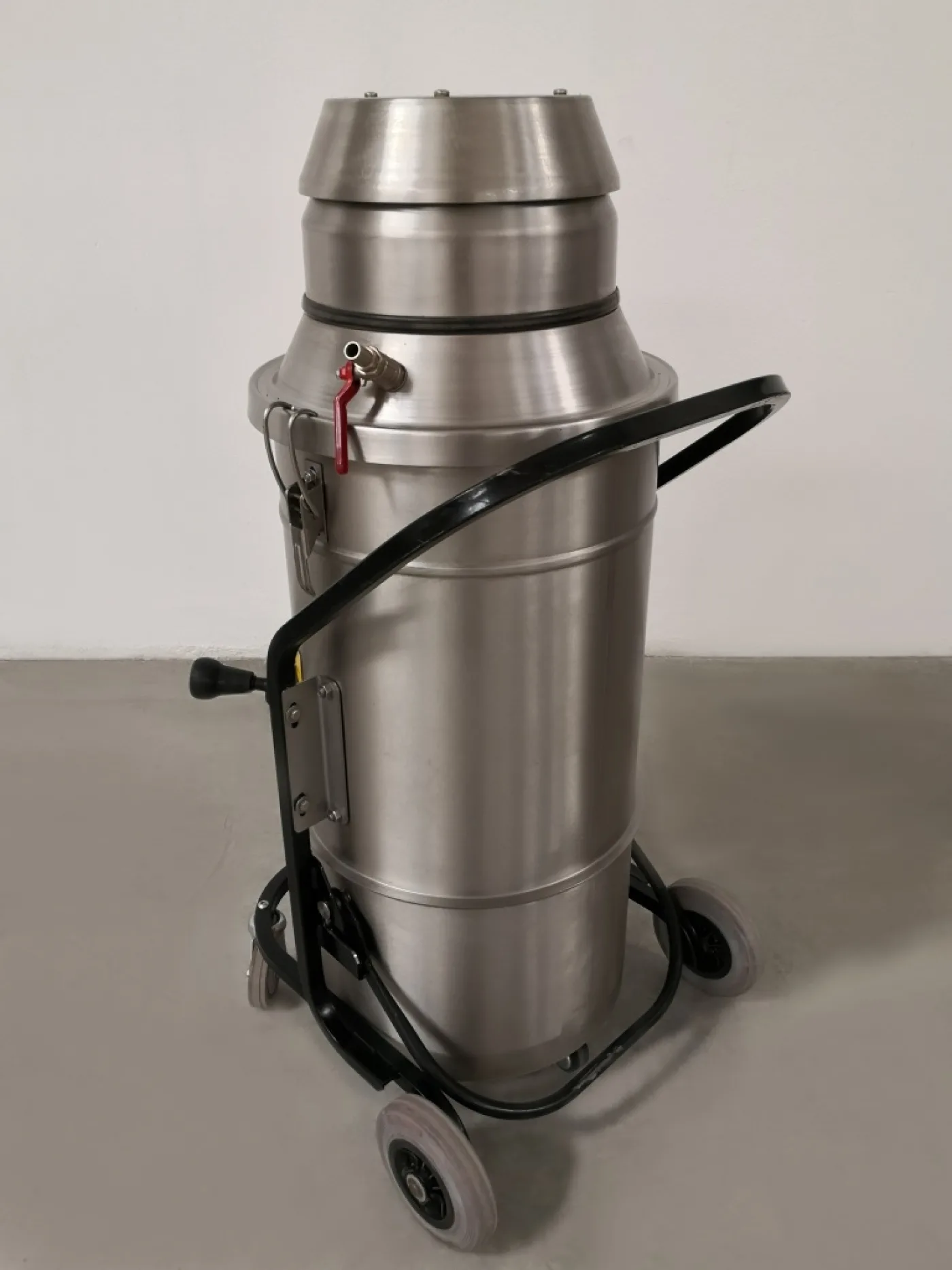 ASPIRATORE AD ARIA COMPRESSA – NILFISK CFM – MOD. A15 - 4