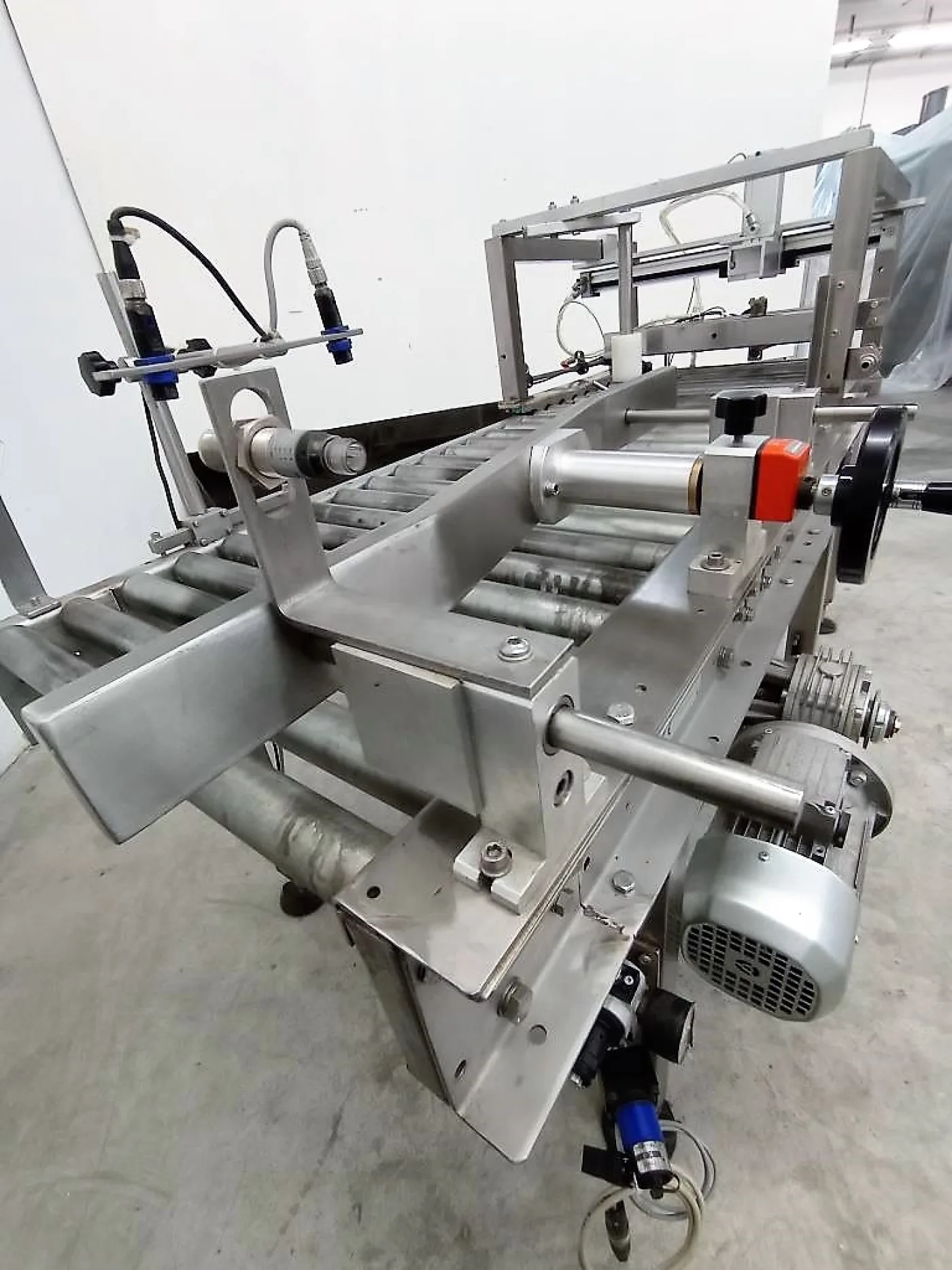 RULLIERA MOTORIZZATA CON SCARICO PNEUMATICO – TAM – MOD. TR KRM - 2