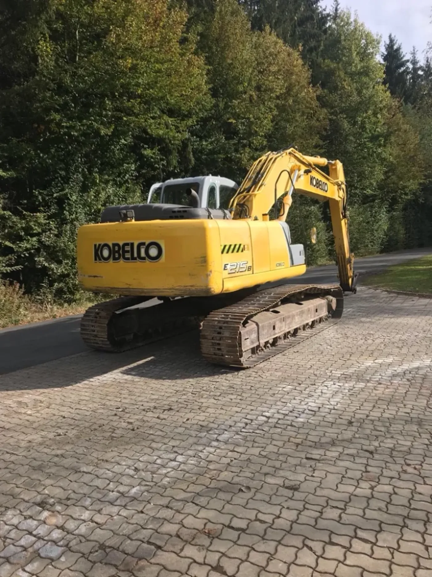 New Holland - E 215 B - 8