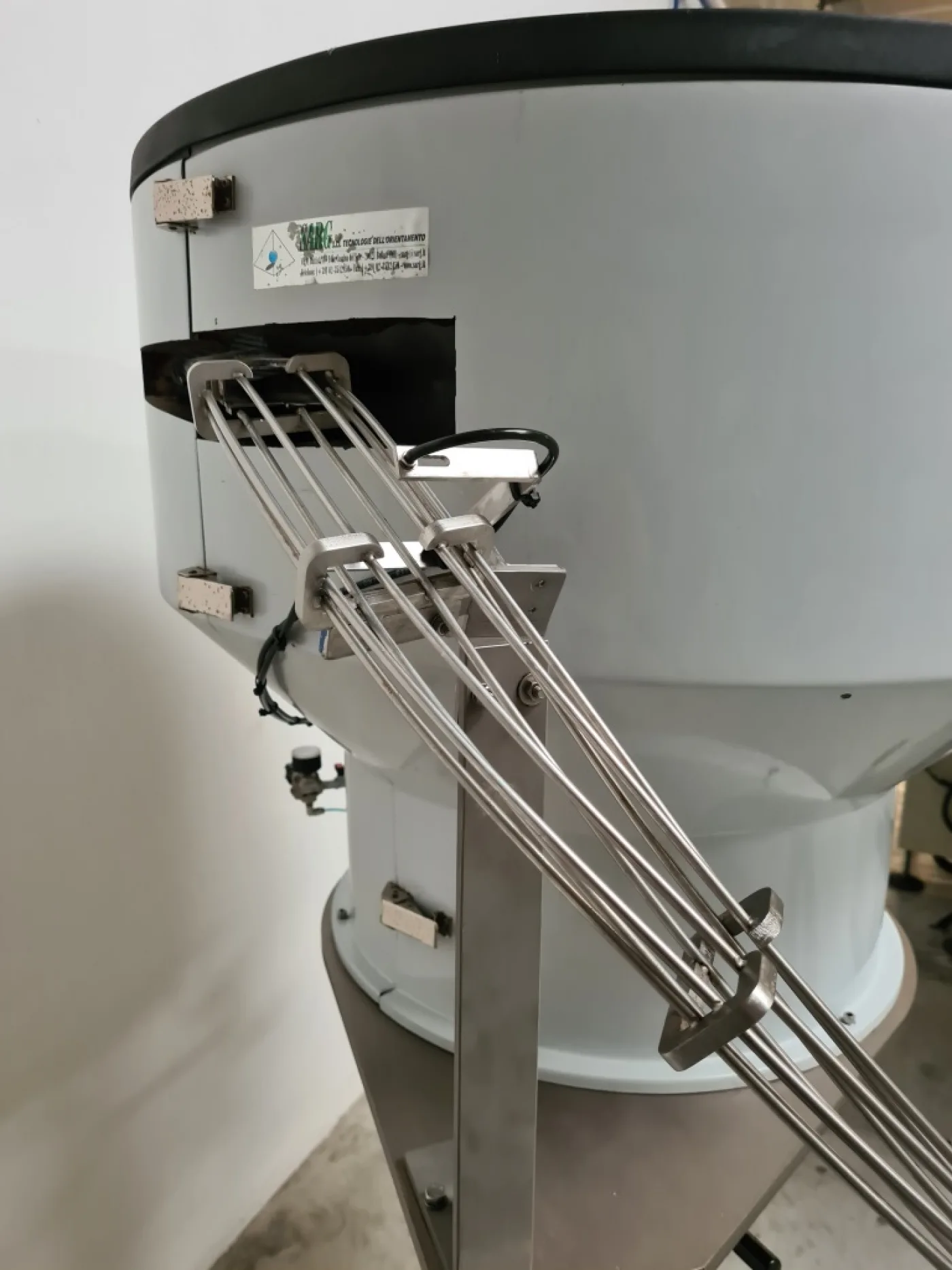 ALIMENTATORE VIBRANTE A TAZZA – SARG - 7
