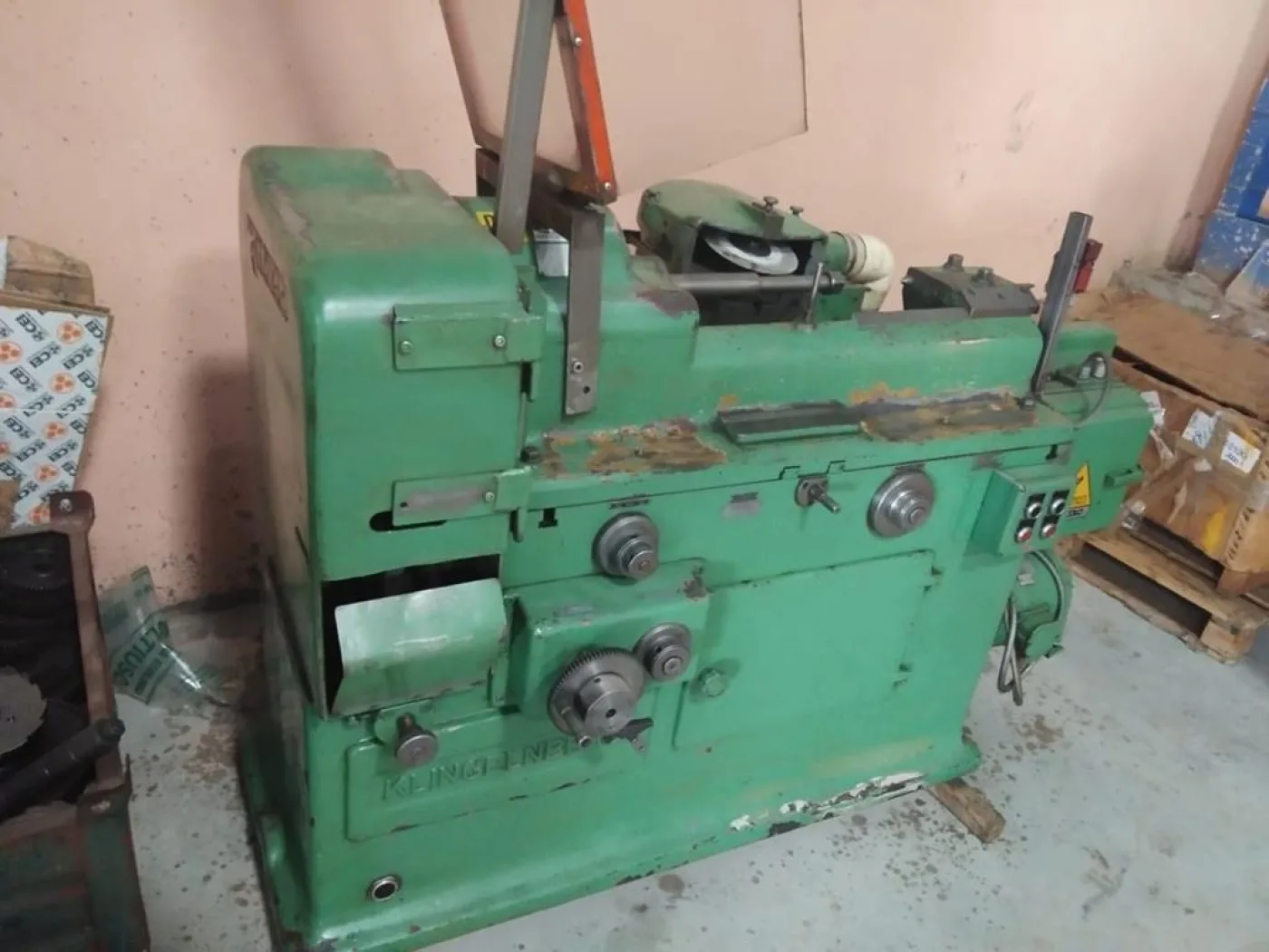 AFFTEUSE DE PLANS DE CUISSON, KLINGELNBERG - AGW 30A - Laxmi Metal & Machines, Rohtak - 2