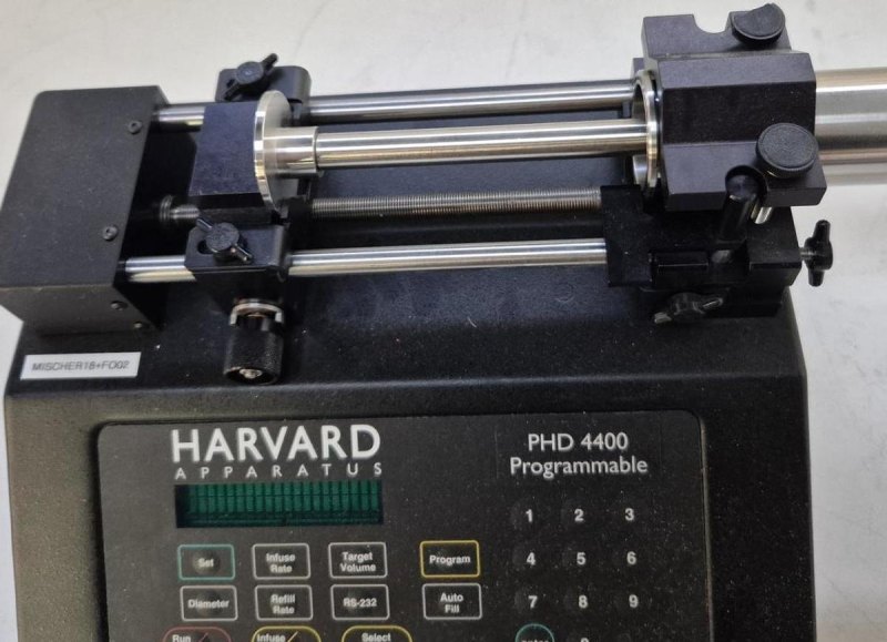 Harvard Apparatus PHD 4400
