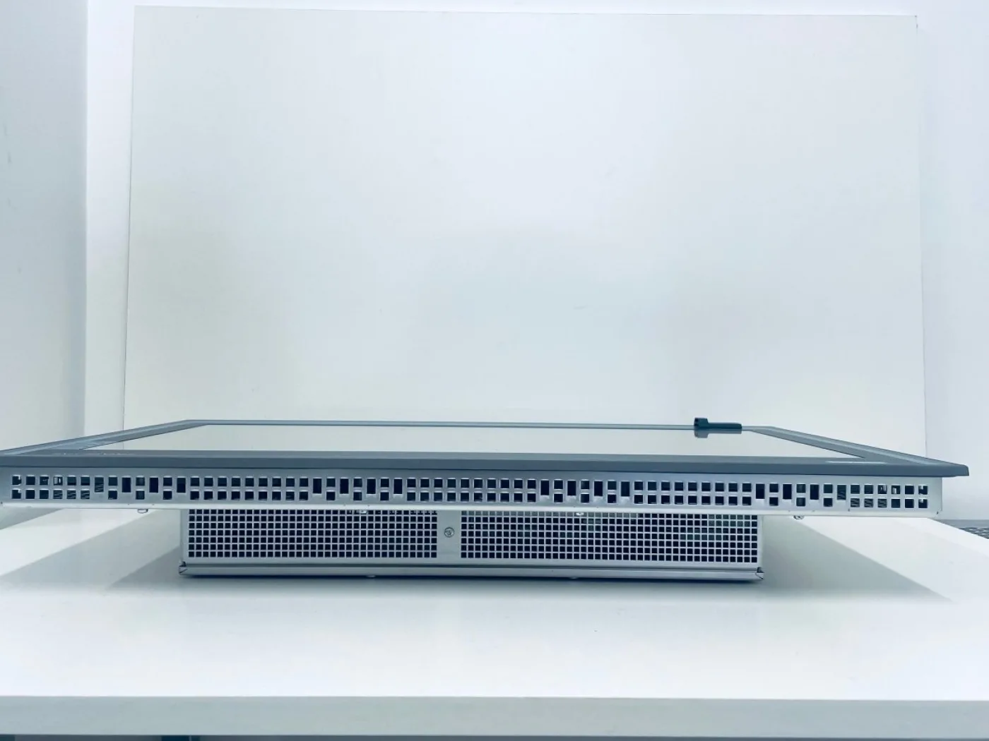 Siemens SIMATIC HMI IPC 477D 6AV7240-3EC04-0HA0 - 5
