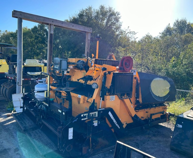 Gomaco Commander III Slipform Paver