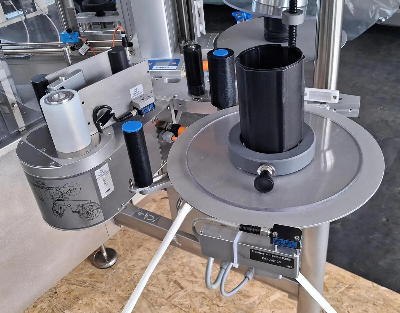 Inova Pharma Systems ESK321 Etikettier- und Rundtaktsystem - 8