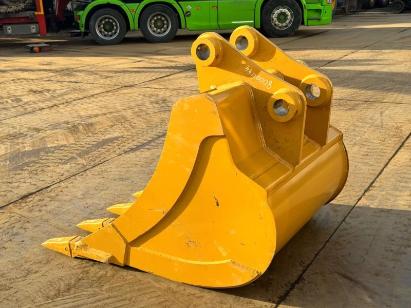 Caterpillar Excavation bucket with teeth