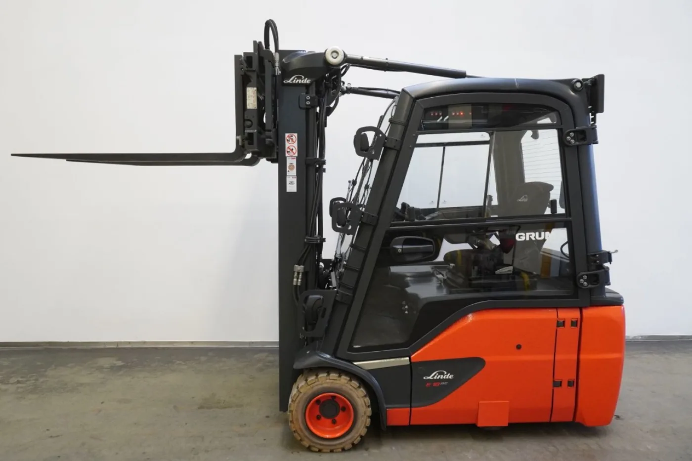 Frontstapler Linde E 18 L EVO 386-02 (2025) - 3