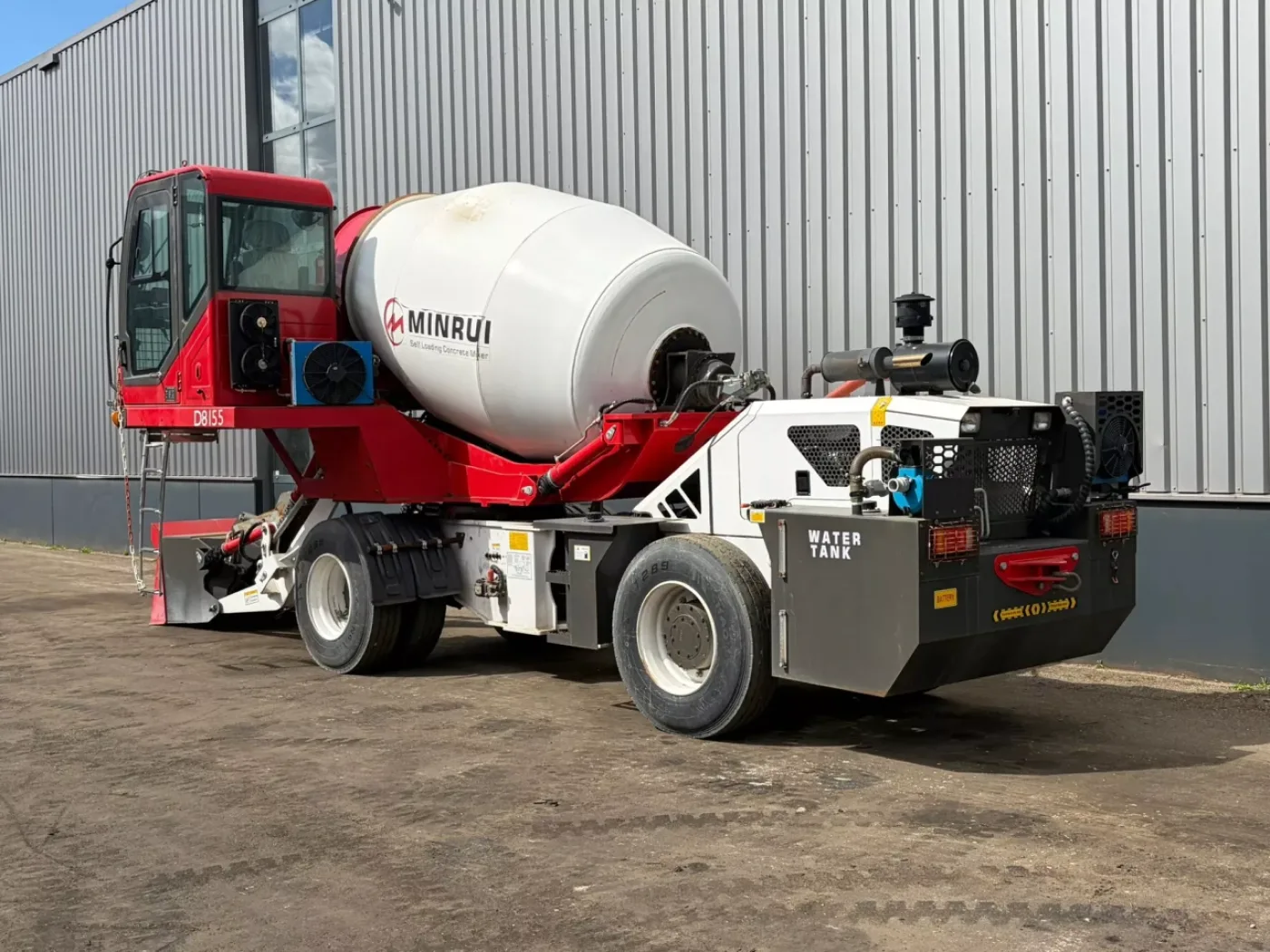 Minrui 4M3 Self Loading Concrete Mixer 4×4 - 3