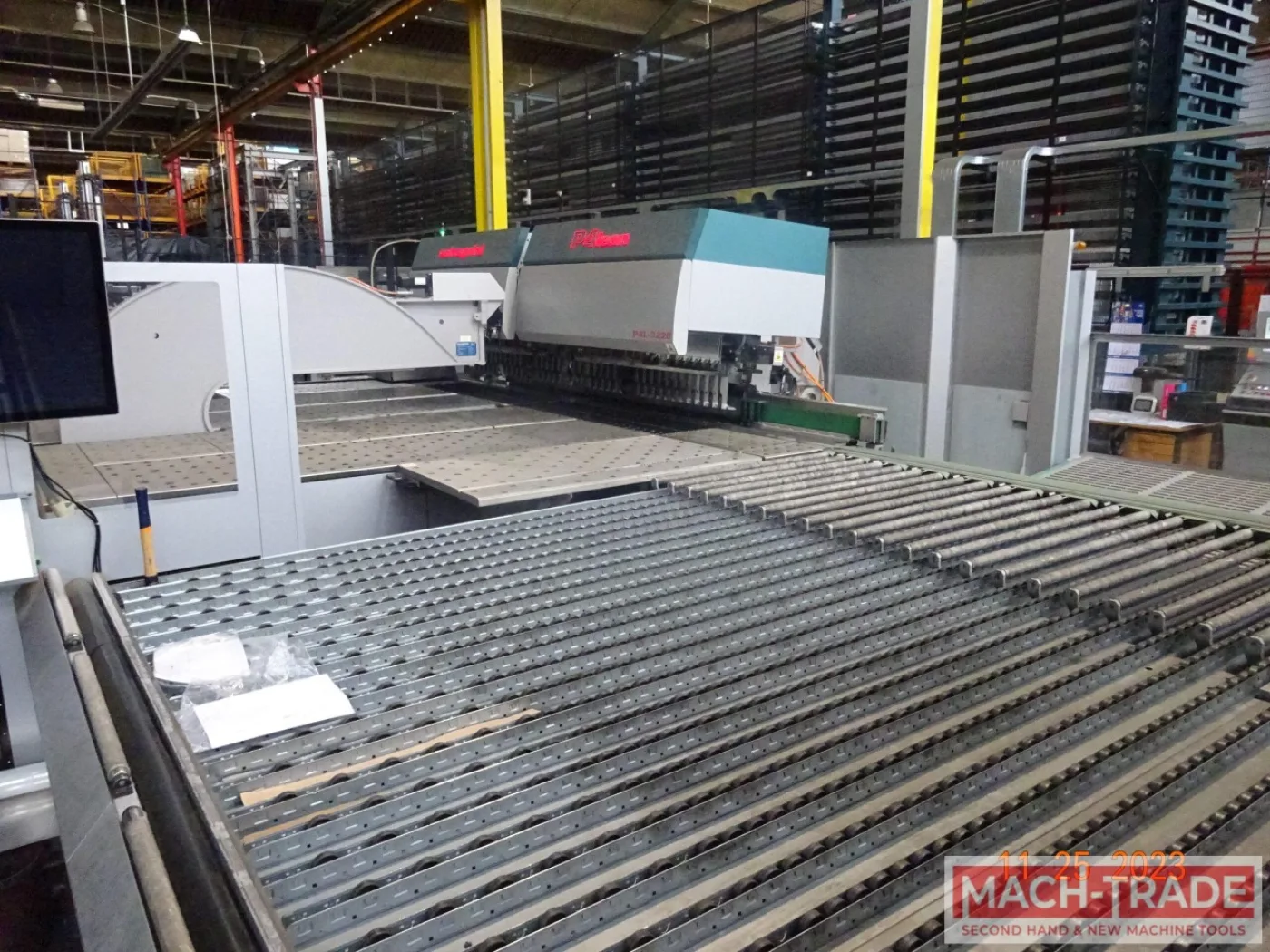 LINEA SALVAGNINI COMPOSTA Punzonatrice Salvagnini S4 1540, Pannellatrice P4L-3230 e magazzino usato - 2