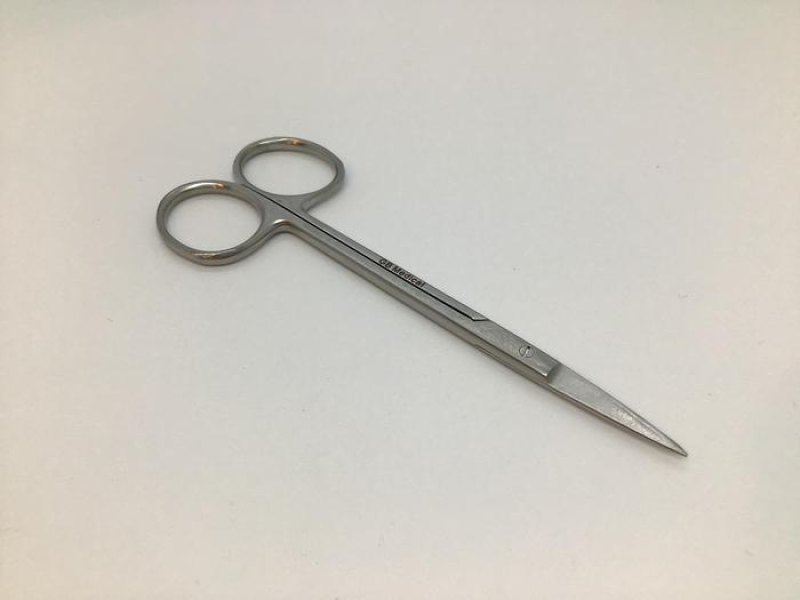 GB Medical Scissor Iris 115mm