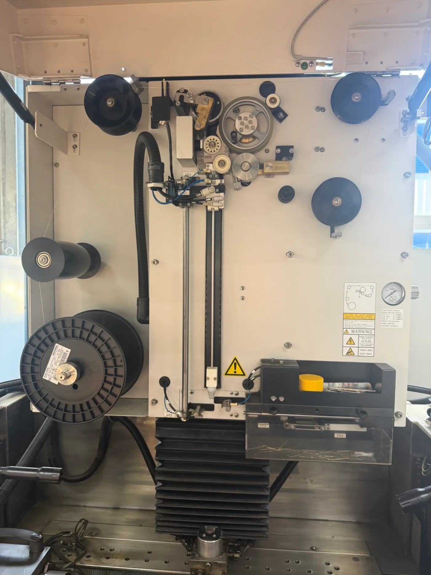 023614 - FANUC Robocut C 600 iA - 8