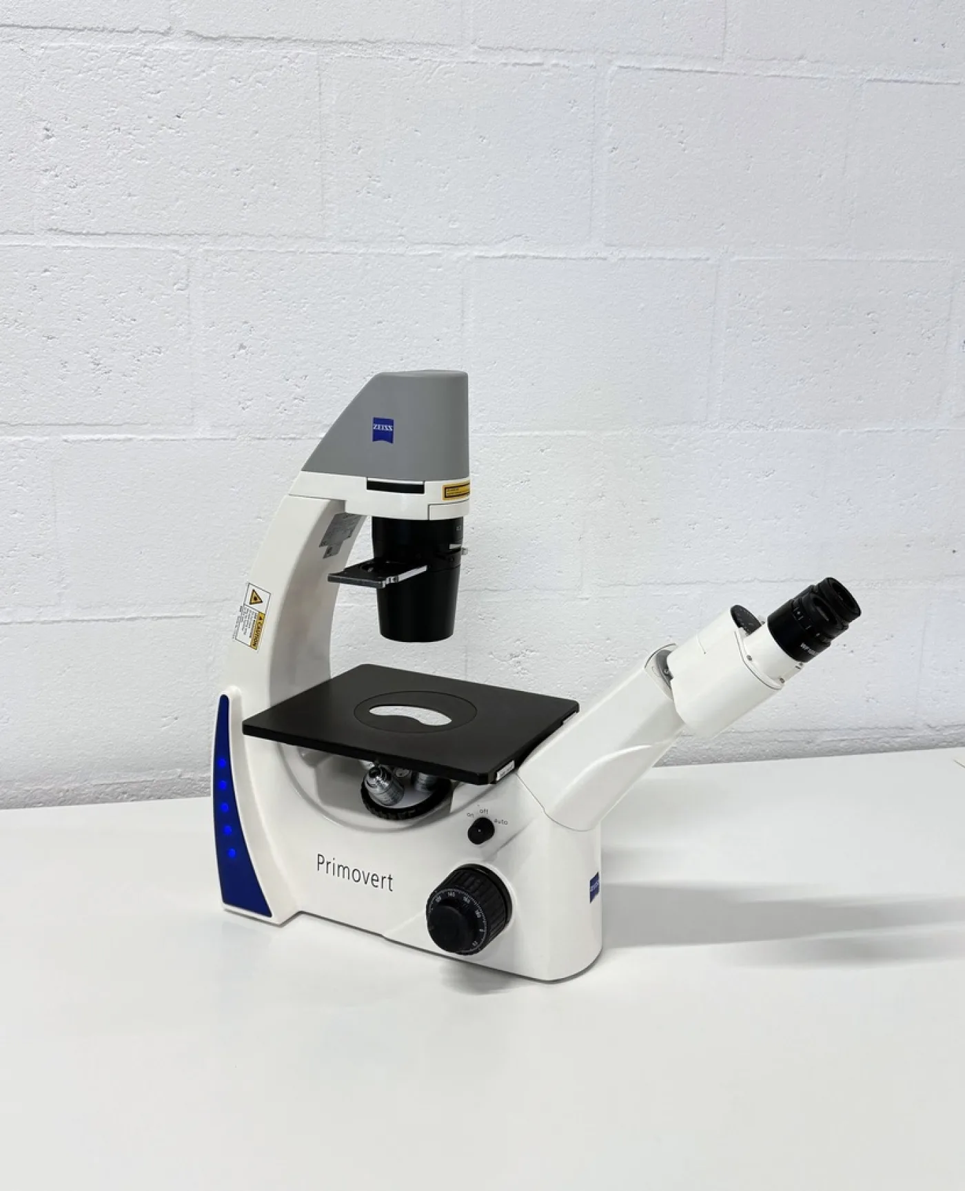 Zeiss Primovert Omkeer Micoscoop - 1