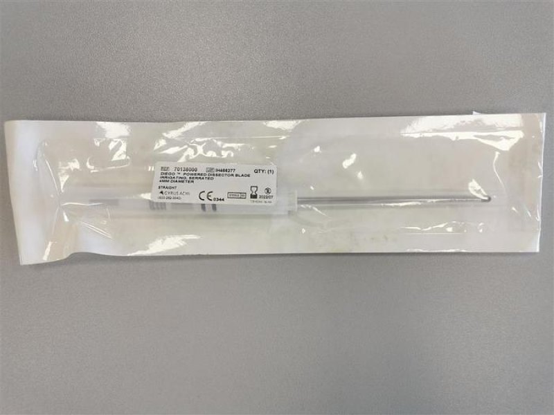 Diego® powered dissector blade irrigating - Serrated