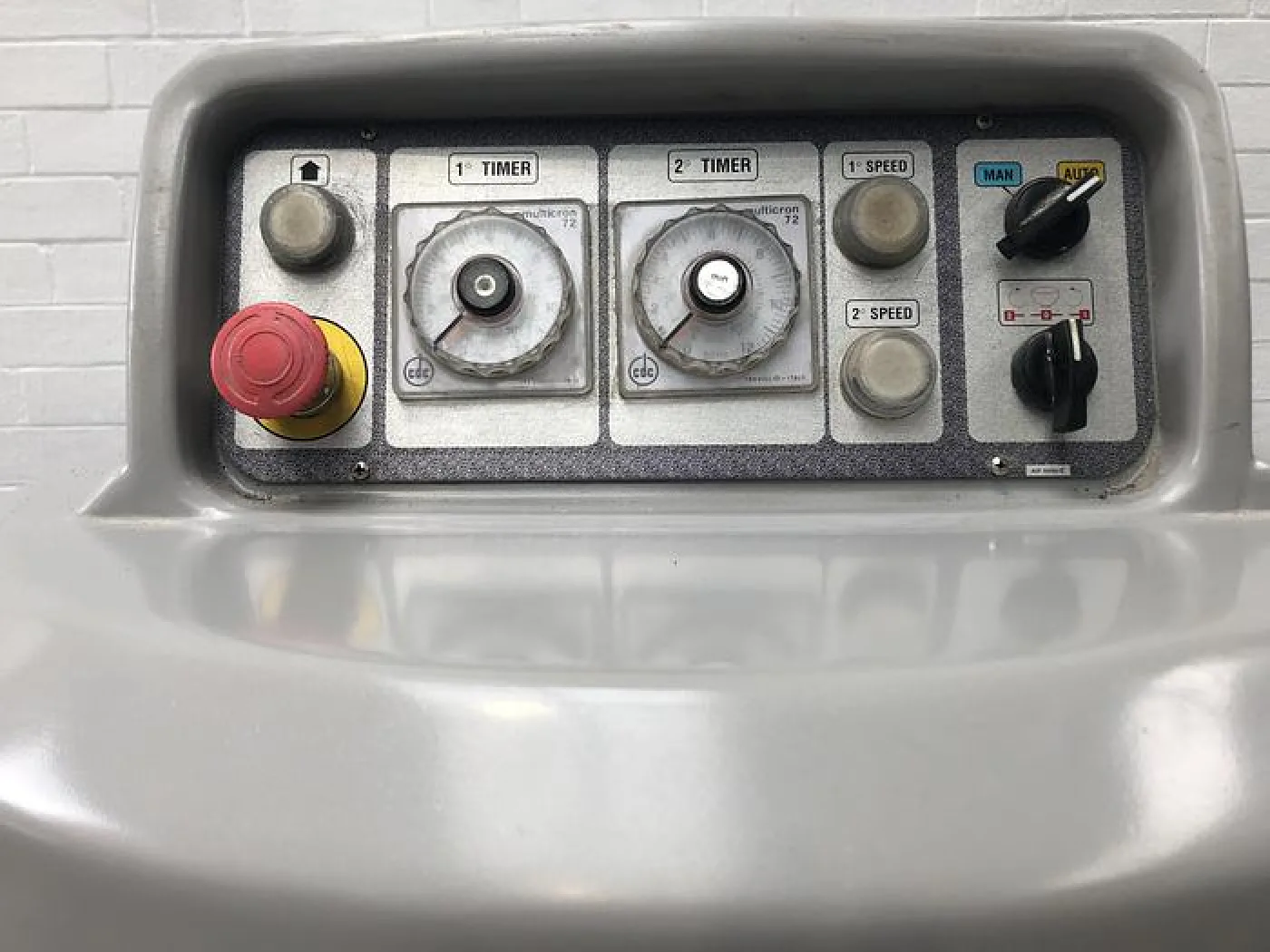 Mondial Forni ISE 120, 120kg (dough capacity) Spiral Mixer, 2 speed, 2 timers, supplied with 2 removable bowls - 1